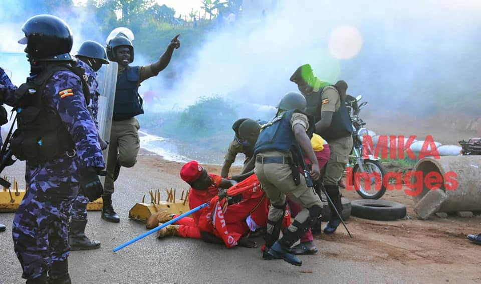 MISSION 2021: Amazing 30 Photos you missed As Bobi Wine Stormed Kamwokya on Foot