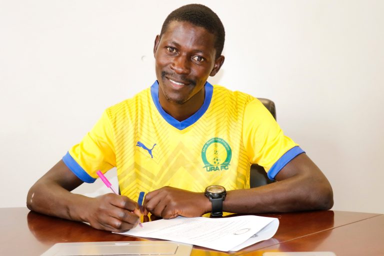 URA FC signs goalkeeper  Hannington Ssebwalunyo