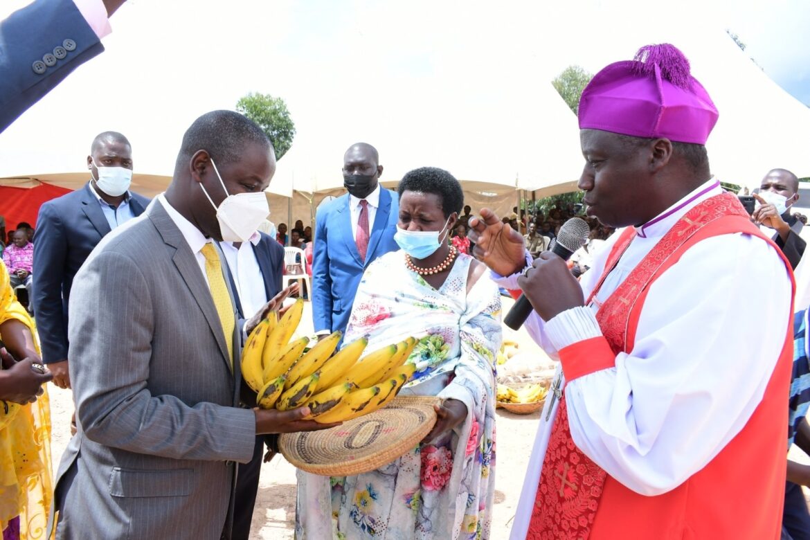 Deputy Speaker Tayebwa Gives Buhweju Farmers Hope On Tea Production And Development