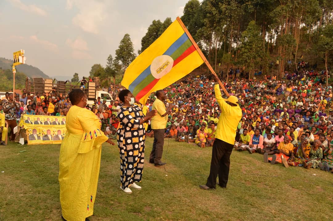 Baryomunsi, Todwong light up Bukimbiri campaigns